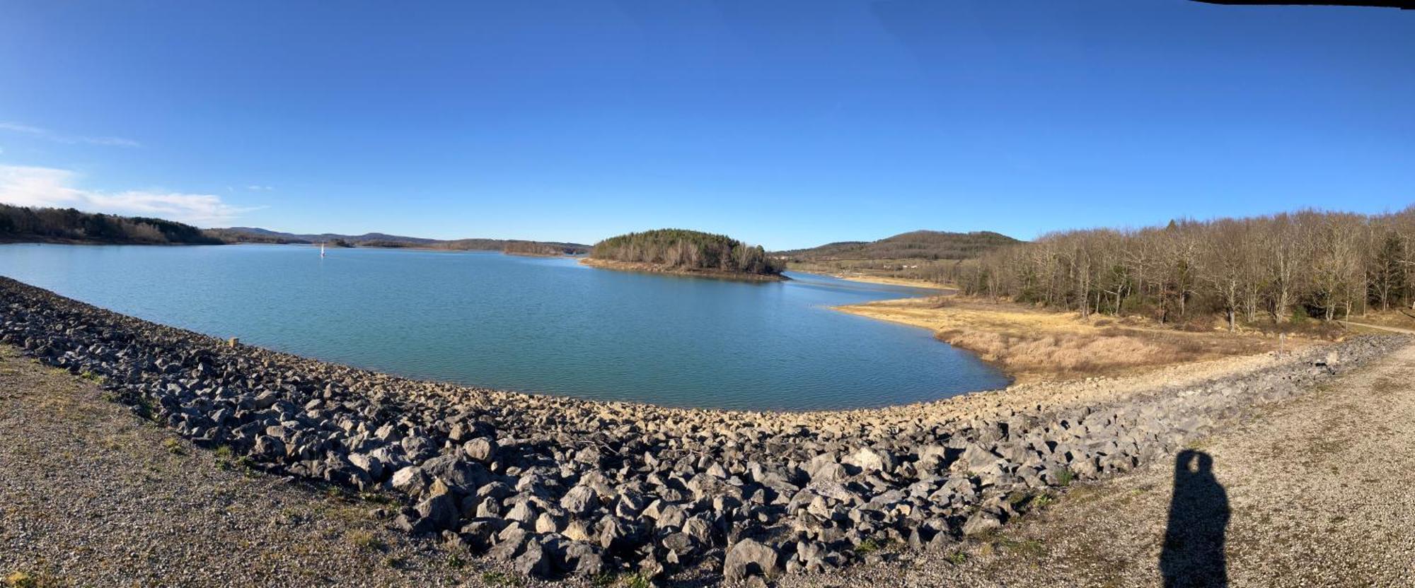 Maison Avec Vue Sur Le Lac De Montbel Luaran gambar